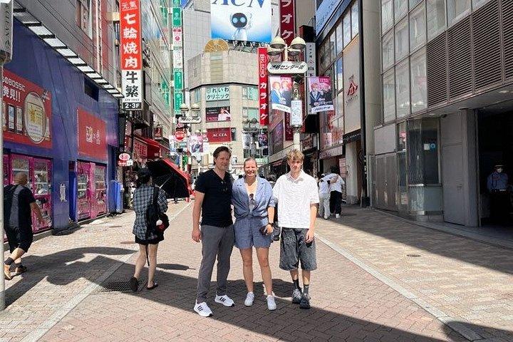 東京: 渋谷でラーメンランチ付きアニメ＆マンガツアー