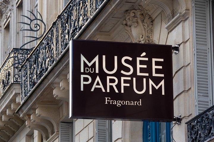 パリ：オペラ・ガルニエ、香水作りとフランス語グルメ体験