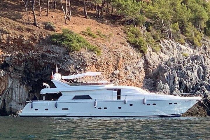 Excursão privada de iate de luxo em Alanya
