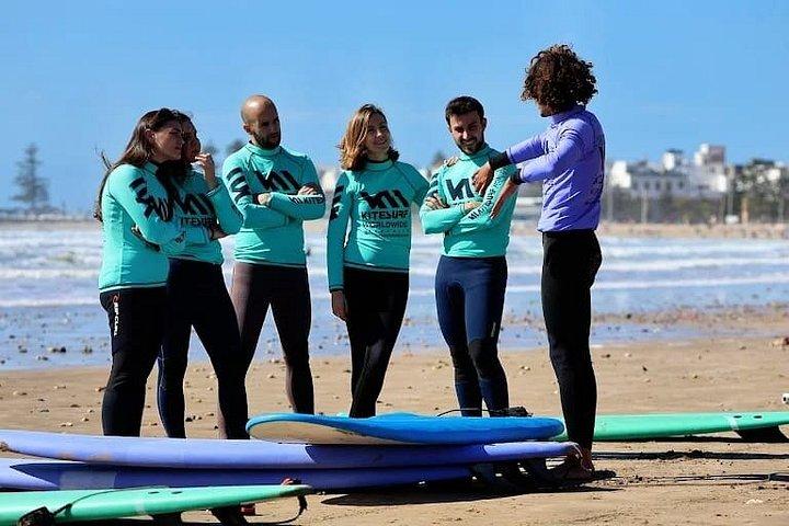 Essaouira: Surf Coaching with 2 Sessions and Equipment