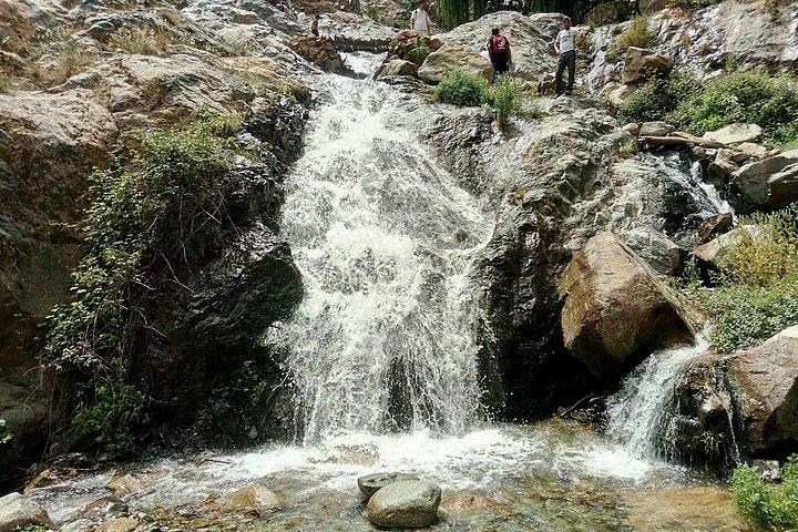 マラケシュからイミルとハイアトラス山脈へのプライベート日帰り旅行