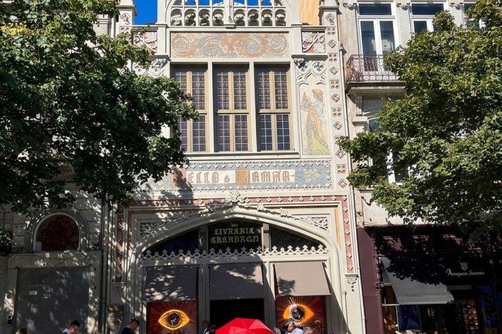 Skip-the-Line Lello Bookstore and Foundation Self Guided Visit