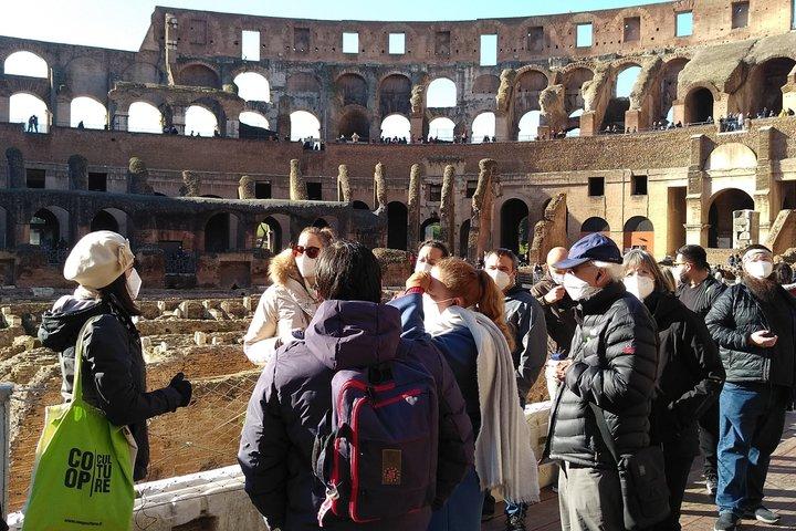 Tour per piccoli gruppi del Colosseo, Foro, Palatino - tutto incluso