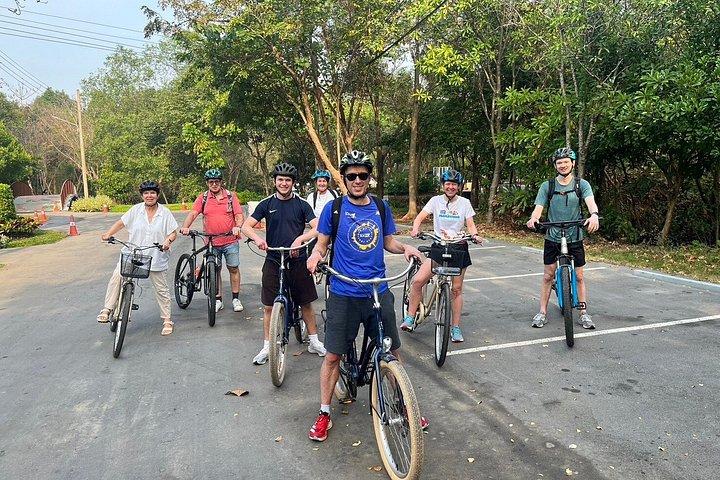 バンコク半日サイクリングツアー（バンクラチャオ）とローカルタイ料理