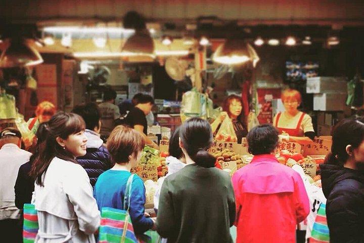 Traditional Market Cooking Class in Taipei