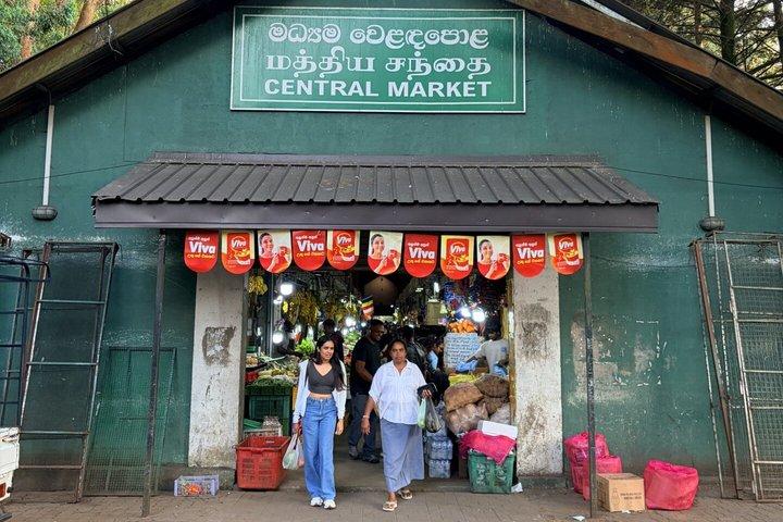 ヌワラエリヤ：市場訪問付きスリランカ料理教室