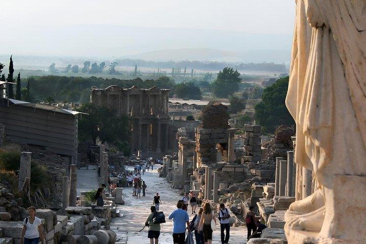 Turkey's Gold Triangle Tour: Pamukkale, Ephesus, Cappadocia