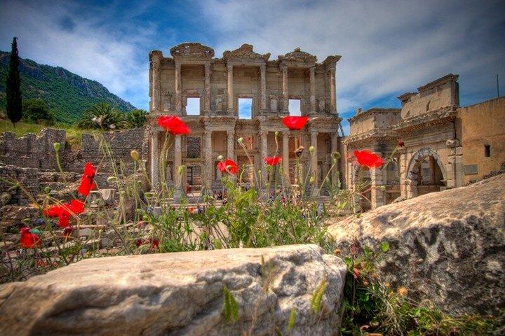 Turkish Delight Tour: Pamukkale, Ephesus, Cappadocia & Camel Ride