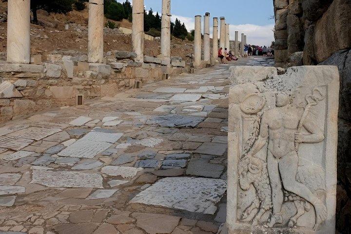 Turkey's Gold Triangle Tour: Pamukkale, Ephesus, Cappadocia