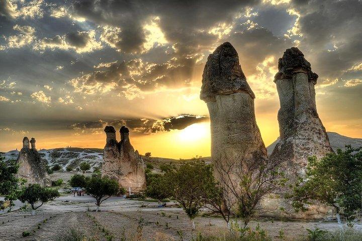 Turkey's Gold Triangle Tour: Pamukkale, Ephesus, Cappadocia