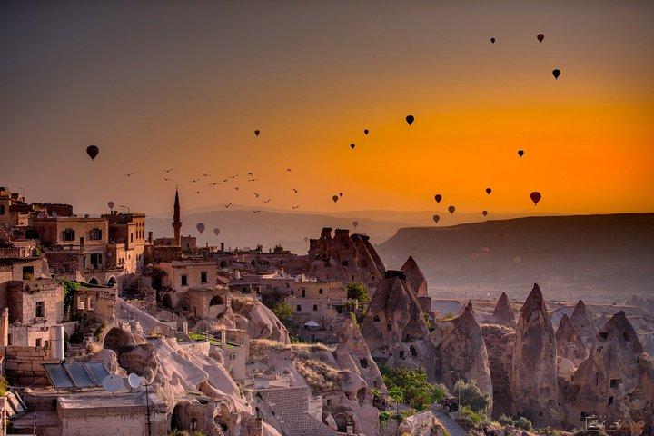 Turkey's Gold Triangle Tour: Pamukkale, Ephesus, Cappadocia