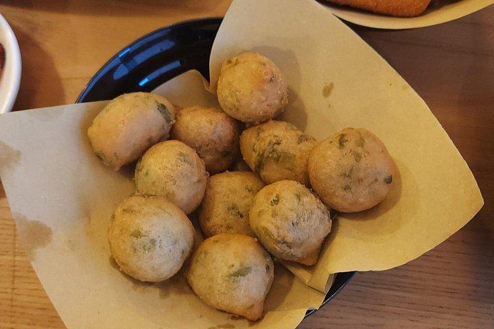 レッチェでワインと一緒に味わうサレント料理体験