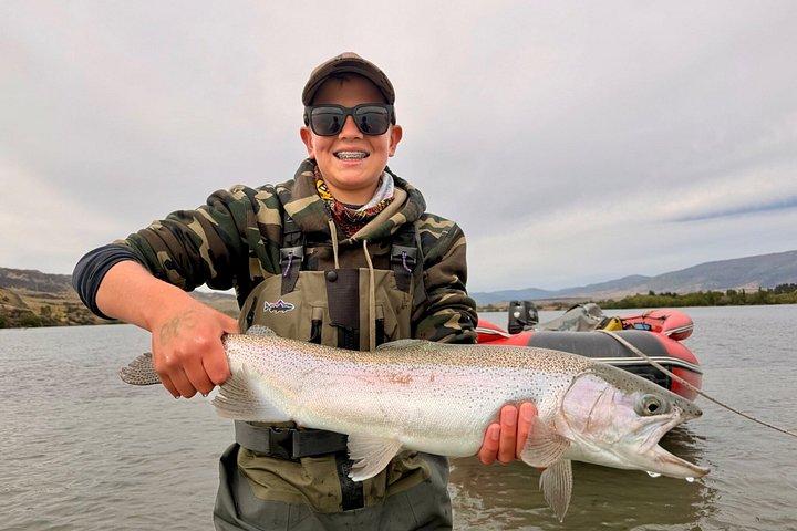 Lake Dunstan Private Jet Boat Fishing Experience