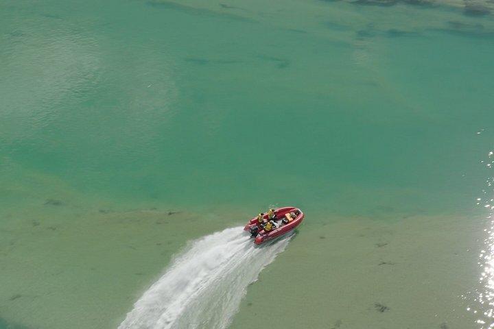 Lake Dunstan Private Jet Boat Fishing Experience
