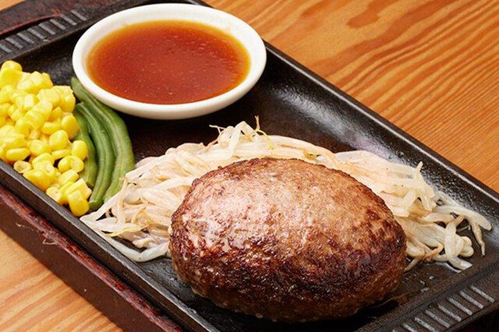 日本語の文化フードウォーク お菓子 火の儀式 ビーフハンバーグ