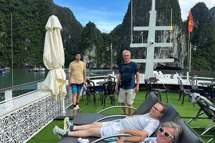 Experience Ha Long Bay 1 Day with Cruise