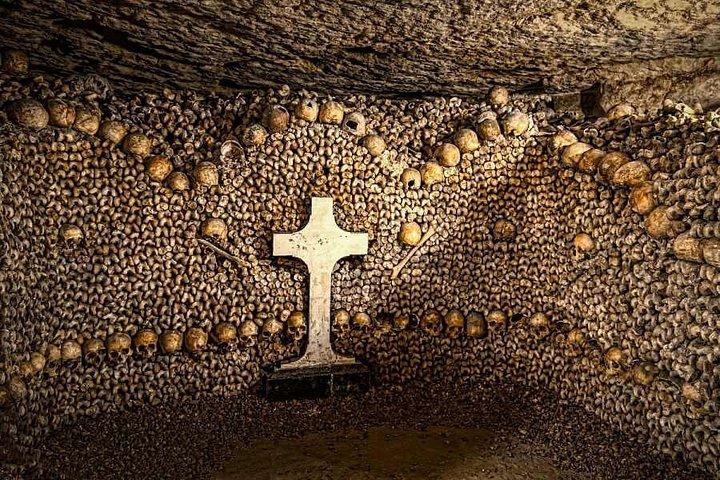 Paris Catacombs Ticket with Optional Seine River 1-hour cruise