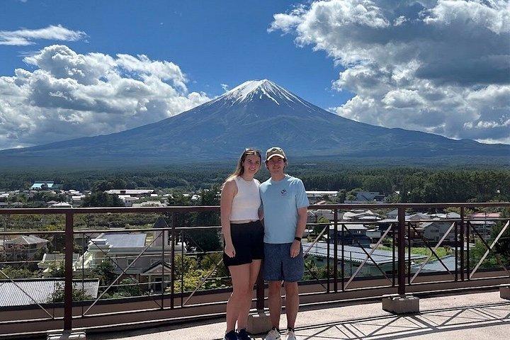 Chureito Pagode-Arakurayama & Herb Garden Guided-VAN