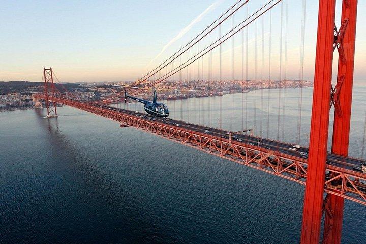 Private Helicopter Tour Lisbon: Luxury Scenic Flight Experience