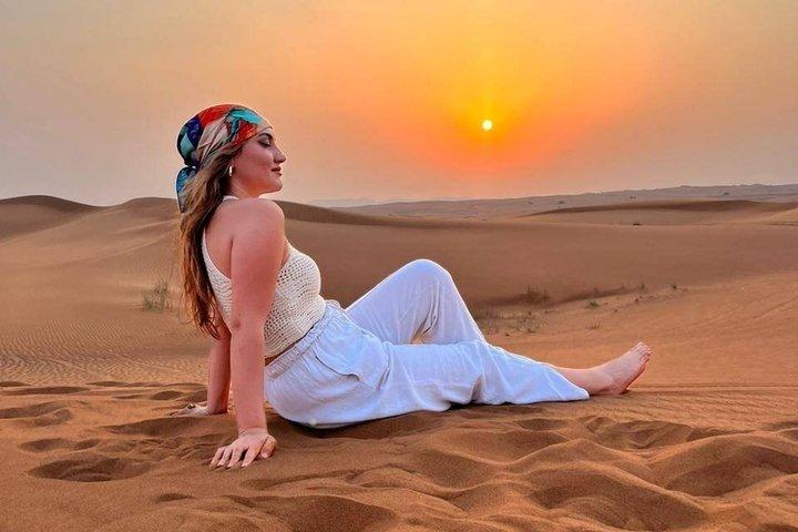 Private Dubai Red Dune Desert Safari, camel ride & BBQ Dinner