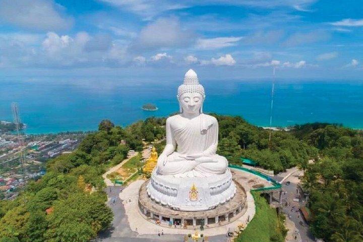プーケット大仏、ワットチャロン、旧市街日帰りツアー（ランチ付き）