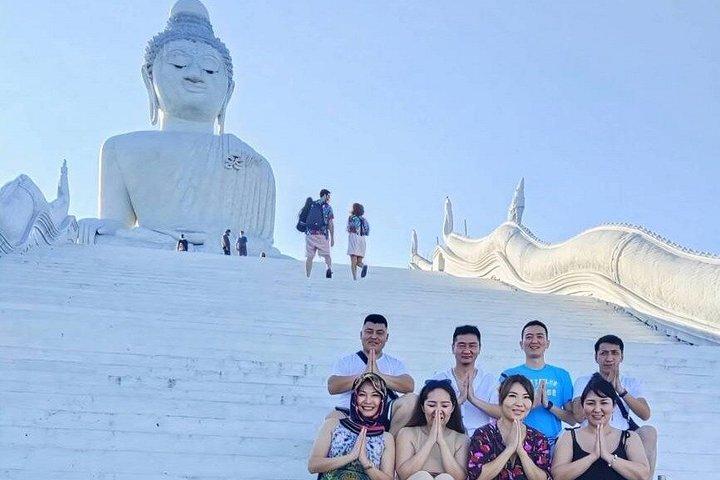 プーケット大仏、ワットチャロン、旧市街日帰りツアー（ランチ付き）