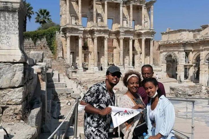 イスタンブールからのエフェソスと聖母マリアの家ツアー