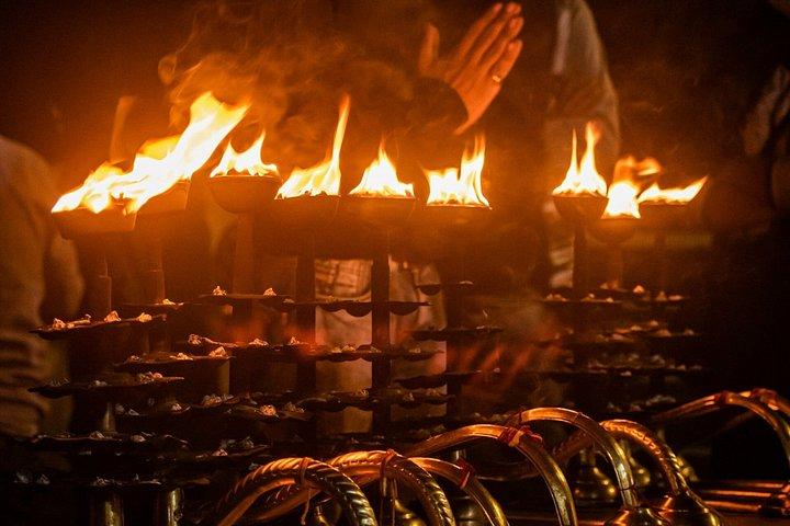 Rishikesh Evening Walking Tour with Ganga Aarti