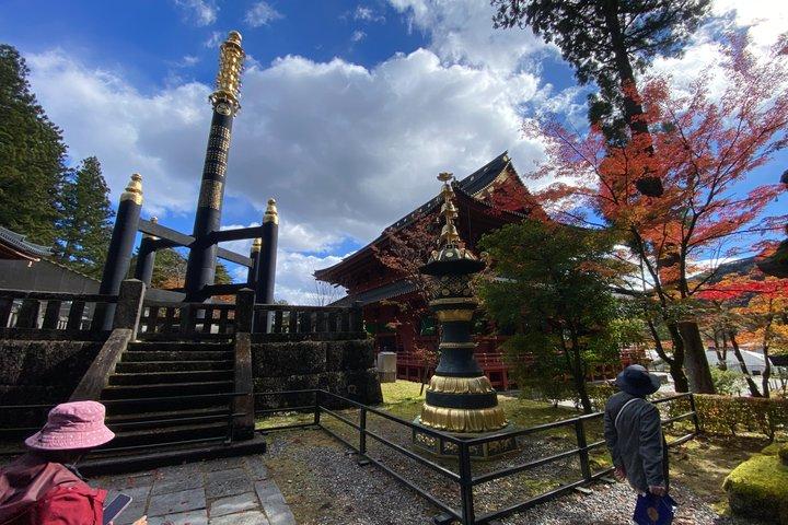 東京民間日光神社と自然日帰りツアーから