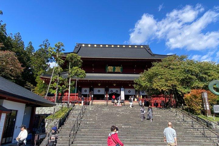 東京民間日光神社と自然日帰りツアーから