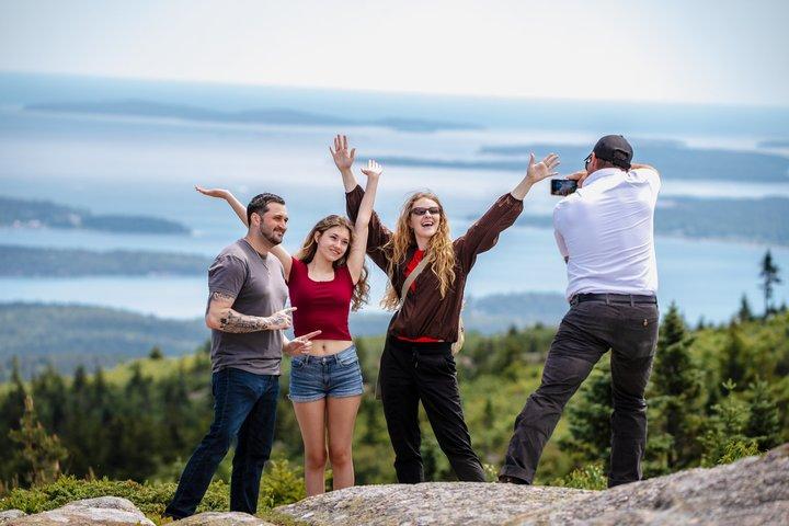 Bar Harbor Premium Tour with Cadillac Mountain and Acadia Park