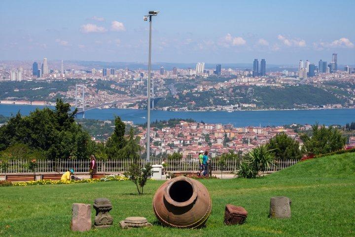 Istanbul Asia Tour by Bus with Bosphorus Cruise