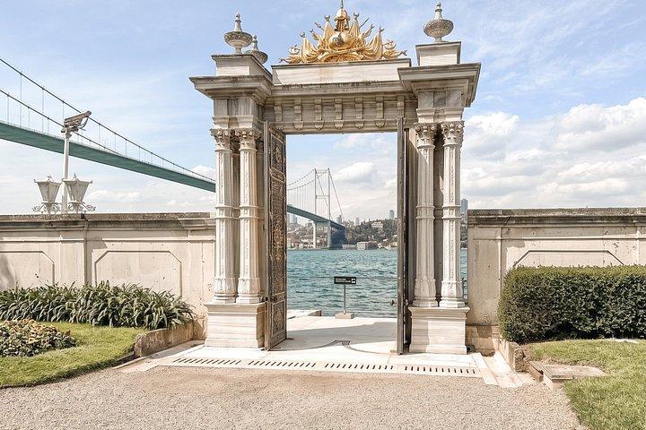 Istanbul Asia Tour by Bus with Bosphorus Cruise