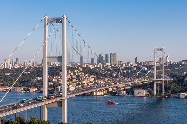 Istanbul Asia Tour by Bus with Bosphorus Cruise