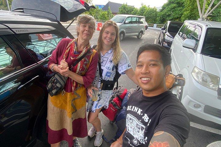Transfer Aeroporto Servizio e Charter Auto Privata a Bali