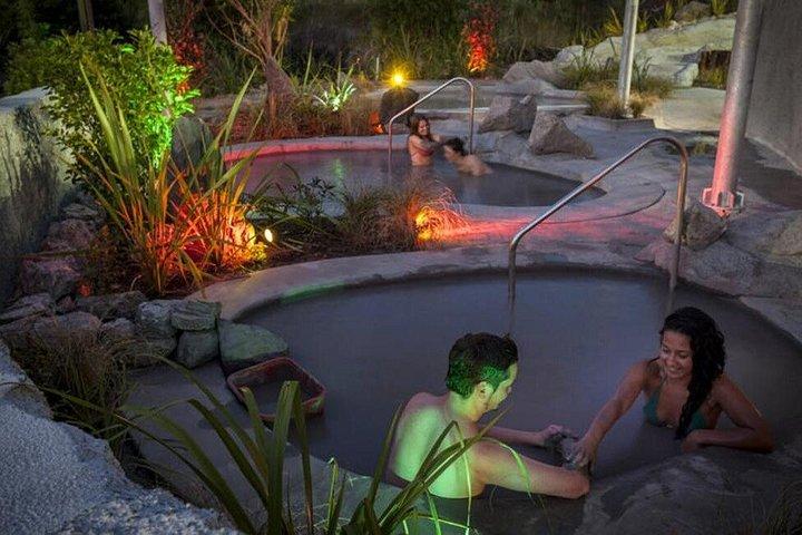 ヘルズゲート地熱ウォーク、マッドバス、サルファースパ体験