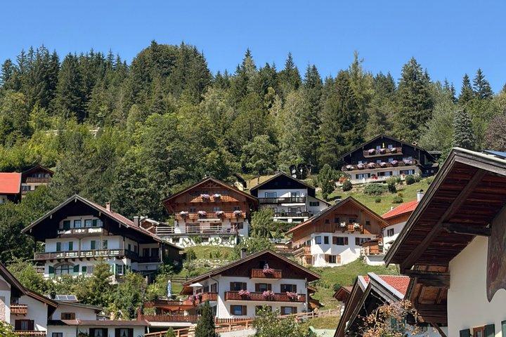 ミュンヘン発プライベート・アイプゼー・ツークシュピッツェ、パルナーッハ渓谷＆ミッテンヴァルト