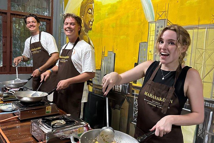 Clase de cocina de Pad Thai y Tom Yum Mahanakorn en Bangkok