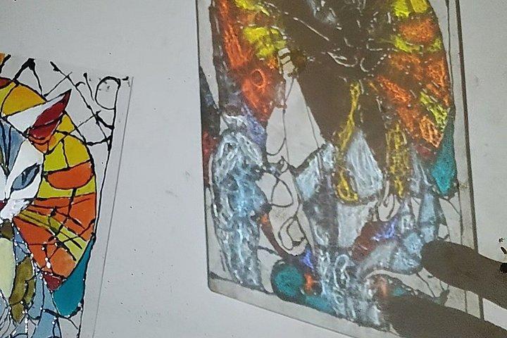 1930年代のヘリテージハウスで軽食付きアンマンガラス絵画教室