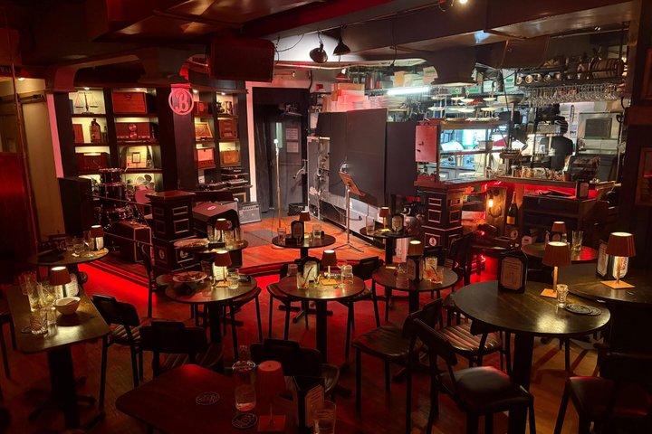 Profi Comedy Show im Prohibition Style Speakeasy (Englisch)