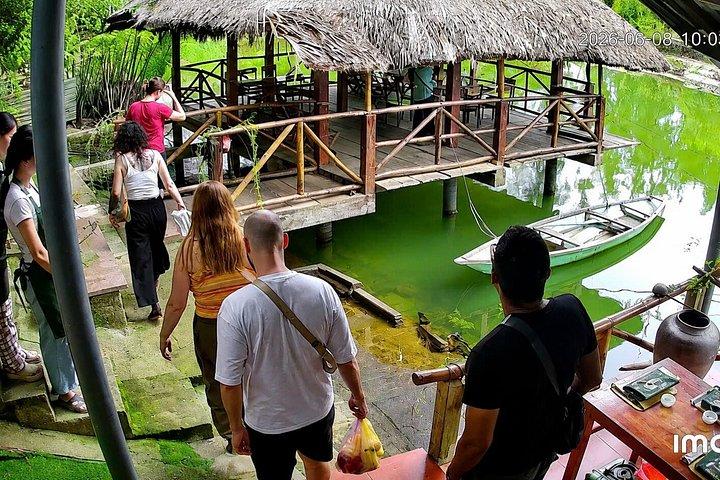Hoi An Cooking Class with Local Market Visit