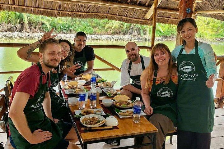 Hoi An Cooking Class with Local Market Visit