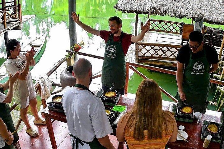 Hoi An Cooking Class with Local Market Visit