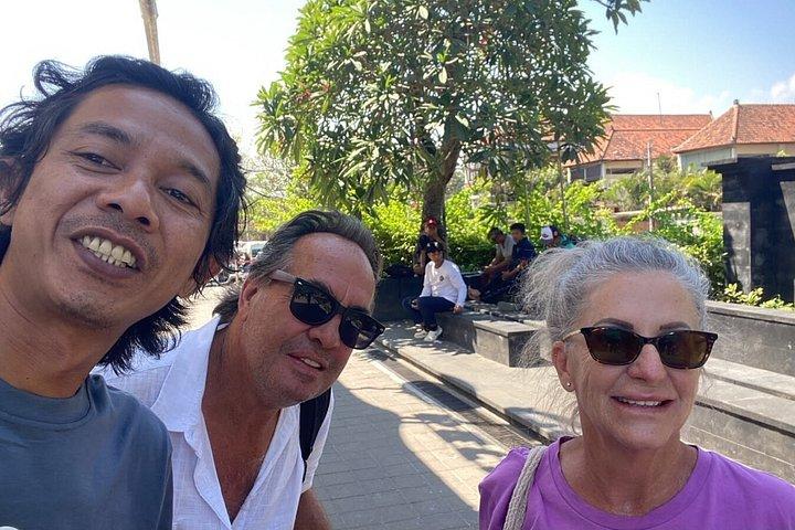 Transfer Aeroporto Servizio e Charter Auto Privata a Bali