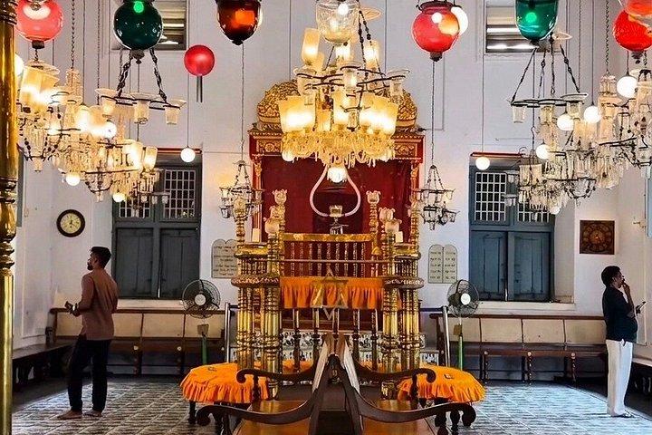 プライベートトゥクトゥクローカルツアーでフォート高知を探索（送迎付き）