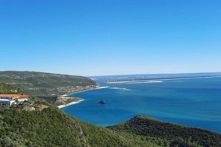 Scopri Azeitao con auto di lusso da Lisbona