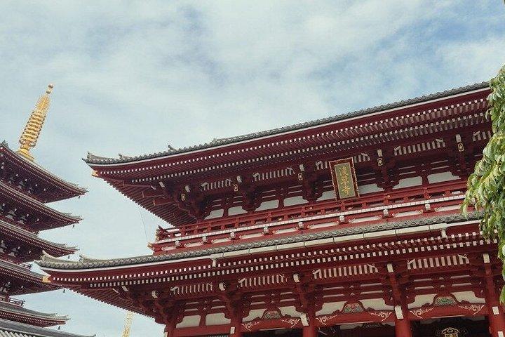 東京プライベート浅草散策ツアー浅草寺抹茶とおもち