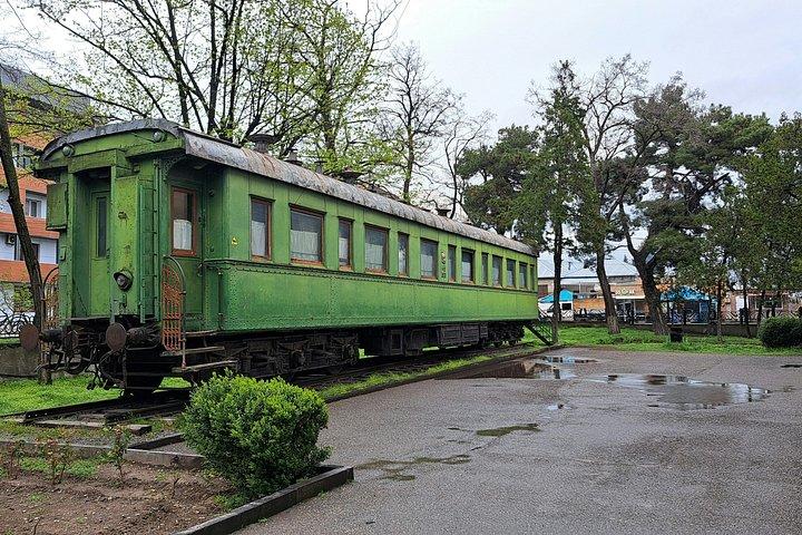Uplistsikhe & Stalin Museum: Soviet Combo Tour