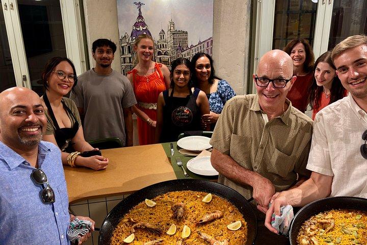 Paella and creative rices Workshop with Sangria in Madrid Center