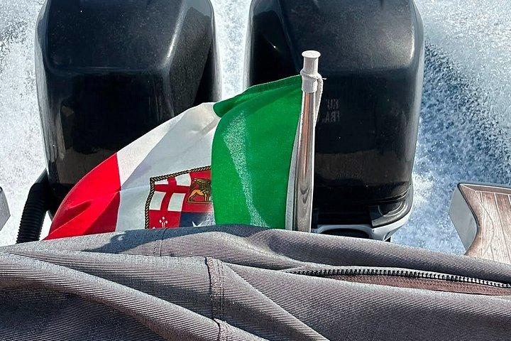 ローマからパルマローラ島とポンツァ諸島への日帰り旅行
